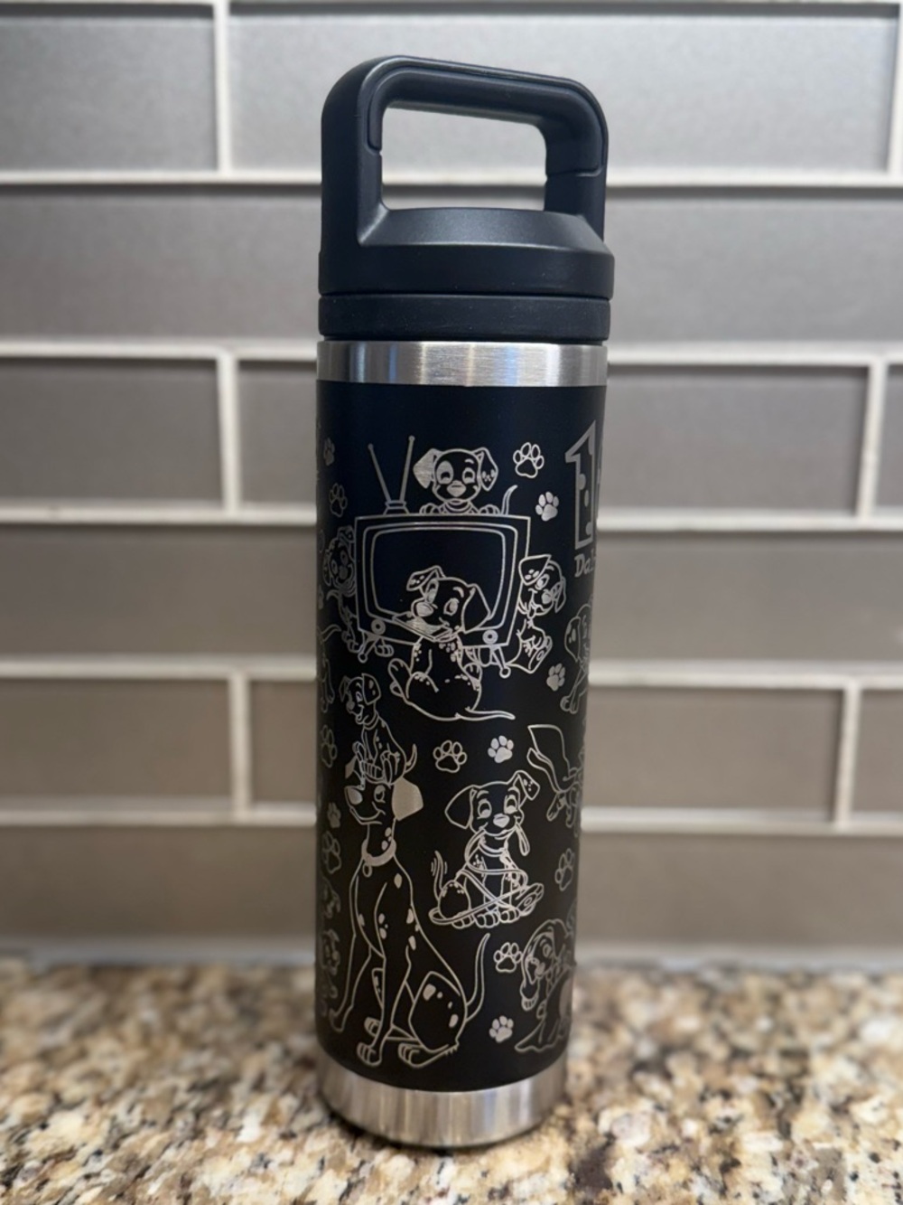 Disney 101 Dalmatians custom laser-engraved stainless steel bottle (24 oz) - Picture 4 of 8